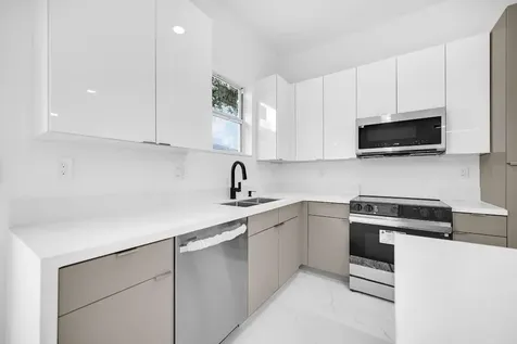 2531 NW 14th Court Fort Lauderdale FL 33311