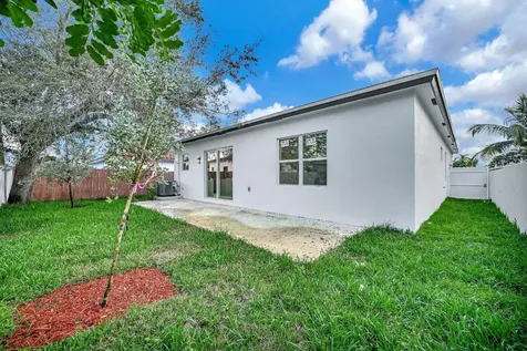 2531 NW 14th Court Fort Lauderdale FL 33311