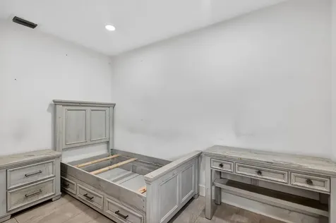 3800 SW 31st Drive West Park FL 33023