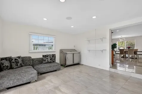 3800 SW 31st Drive West Park FL 33023