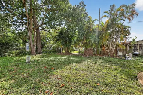 3800 SW 31st Drive West Park FL 33023