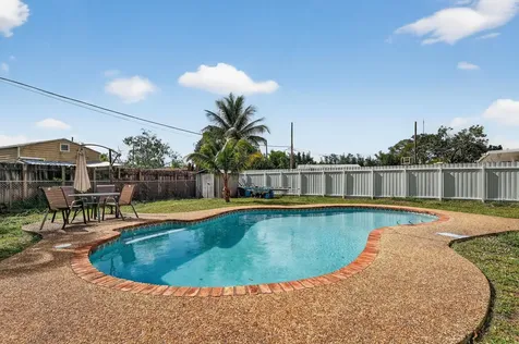 3800 SW 31st Drive West Park FL 33023