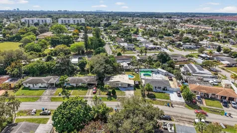 3800 SW 31st Drive West Park FL 33023