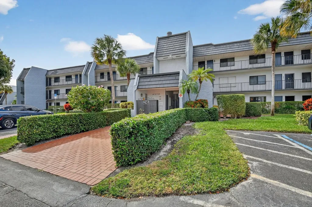 4272 Deste Court Lake Worth FL 33467