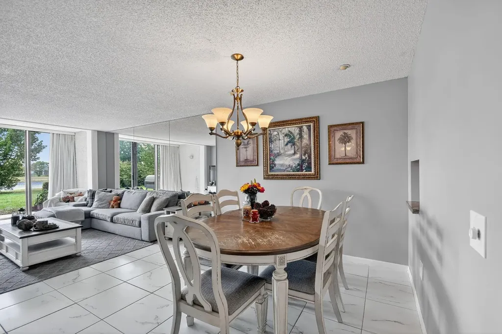 4272 Deste Court Lake Worth FL 33467