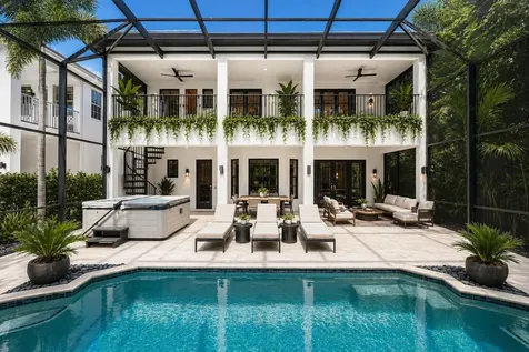 132 NE 21st Court Wilton Manors FL 33305
