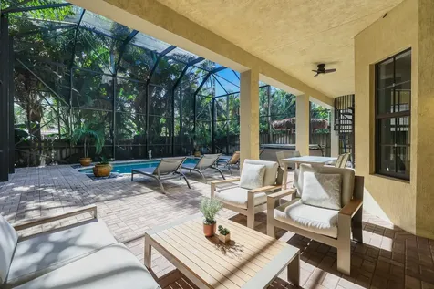 132 NE 21st Court Wilton Manors FL 33305