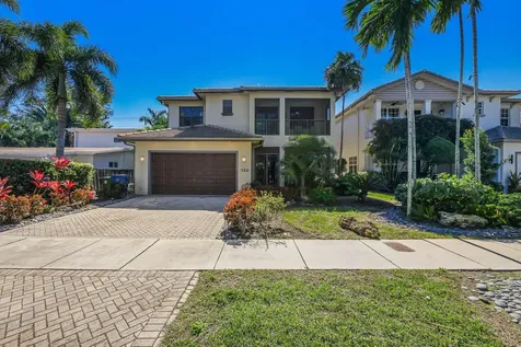 132 NE 21st Court Wilton Manors FL 33305