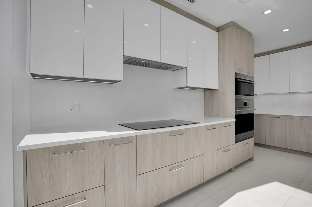 151 N Seabreeze Blv Fort Lauderdale FL 33304