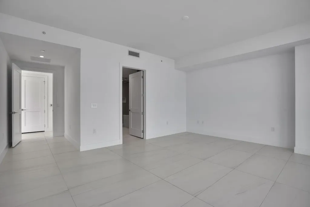 151 N Seabreeze Blv Fort Lauderdale FL 33304