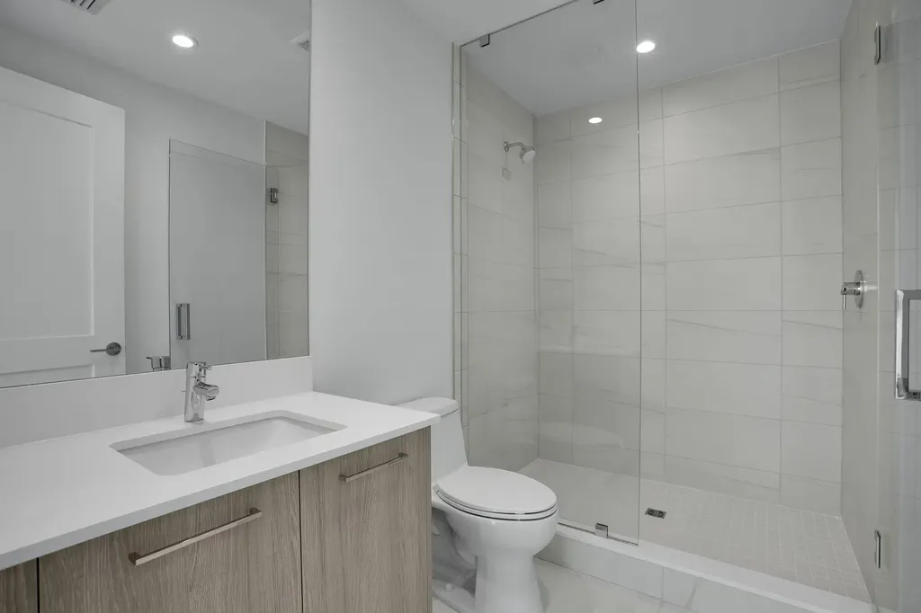 151 N Seabreeze Blv Fort Lauderdale FL 33304