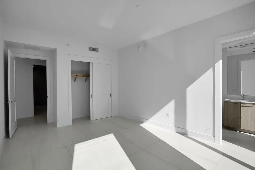 151 N Seabreeze Blv Fort Lauderdale FL 33304