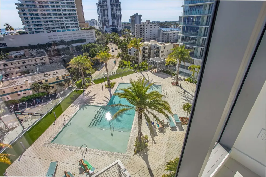151 N Seabreeze Blv Fort Lauderdale FL 33304