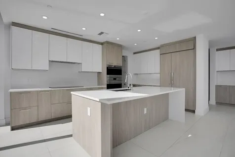 151 N Seabreeze Blv Fort Lauderdale FL 33304