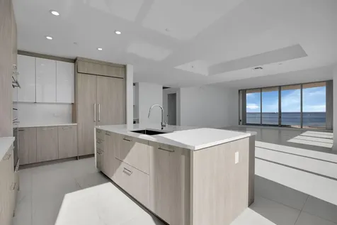 151 N Seabreeze Blv Fort Lauderdale FL 33304