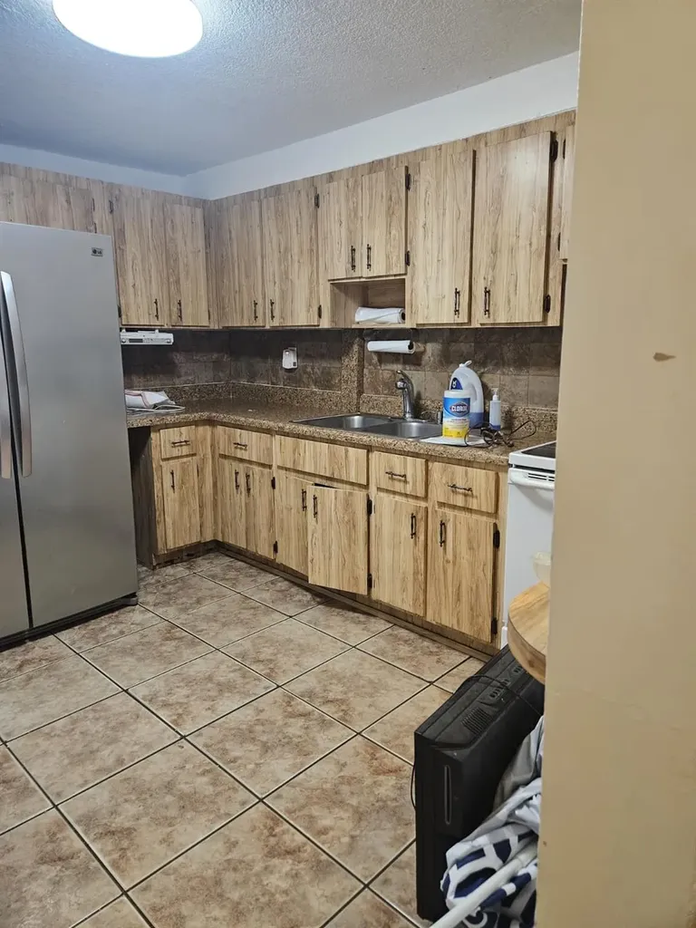 3500 NW 12th Street Miami FL 33125
