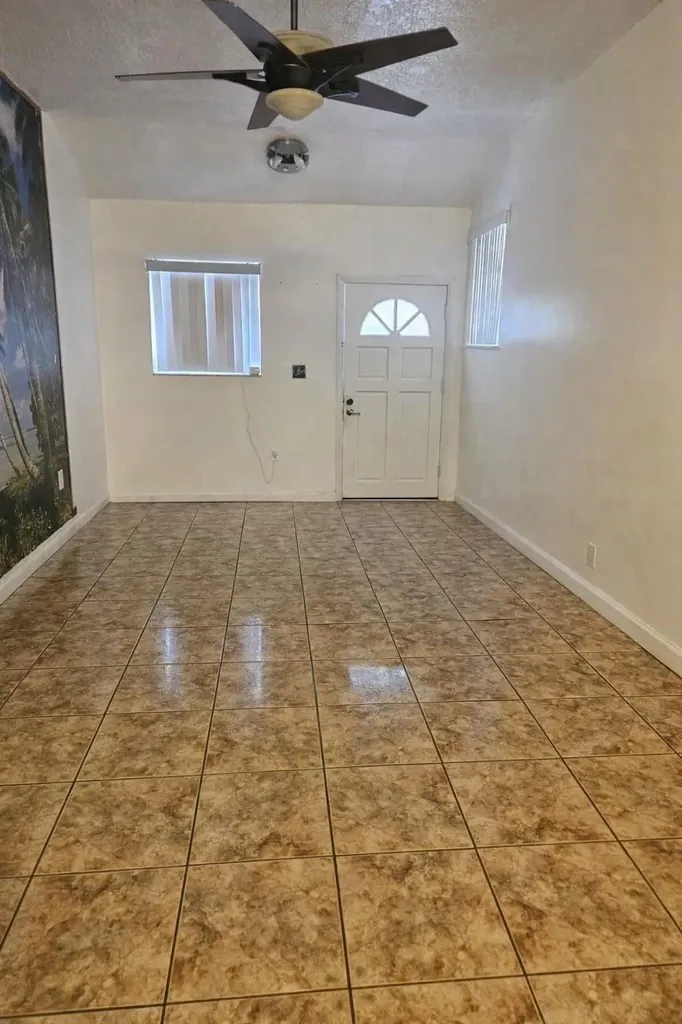 3500 NW 12th Street Miami FL 33125