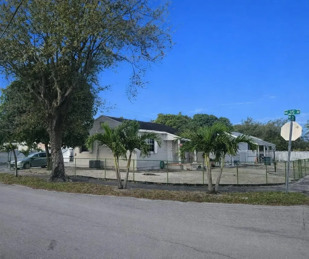 3500 NW 12th Street Miami FL 33125