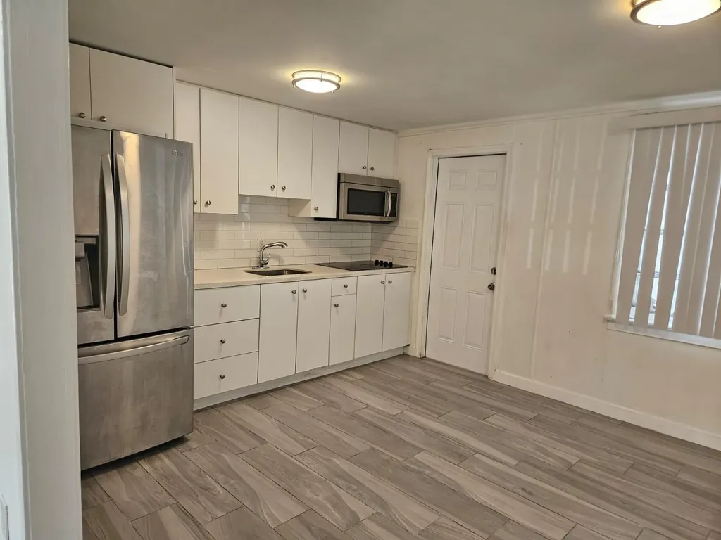 3500 NW 12th Street Miami FL 33125