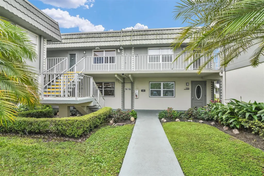 736 Flanders P Delray Beach FL 33484