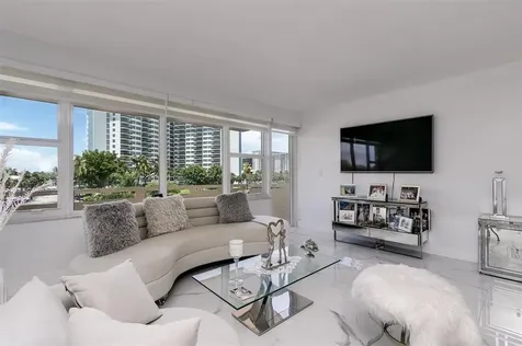 3333 NE 34th Street Fort Lauderdale FL 33308