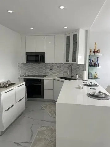 3333 NE 34th Street Fort Lauderdale FL 33308