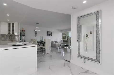 3333 NE 34th Street Fort Lauderdale FL 33308