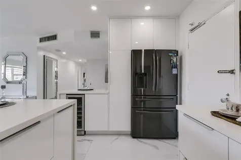 3333 NE 34th Street Fort Lauderdale FL 33308
