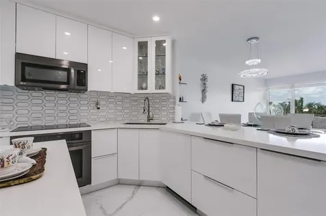 3333 NE 34th Street Fort Lauderdale FL 33308