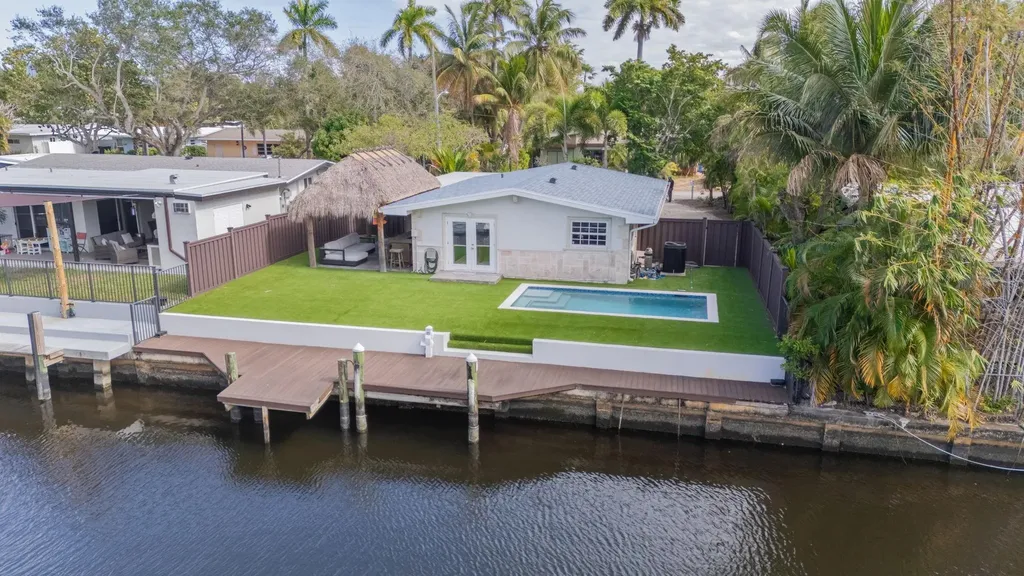 1525 SW 18th Terrace Fort Lauderdale FL 33312