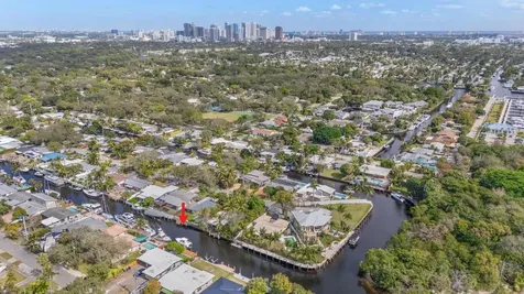 1525 SW 18th Terrace Fort Lauderdale FL 33312