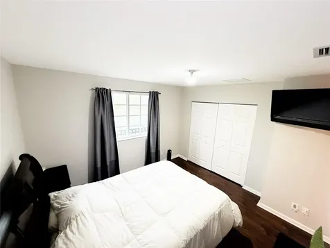 1421 NW 34th Way Lauderhill FL 33311