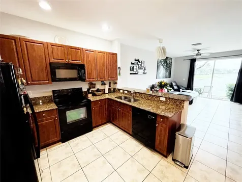 1421 NW 34th Way Lauderhill FL 33311