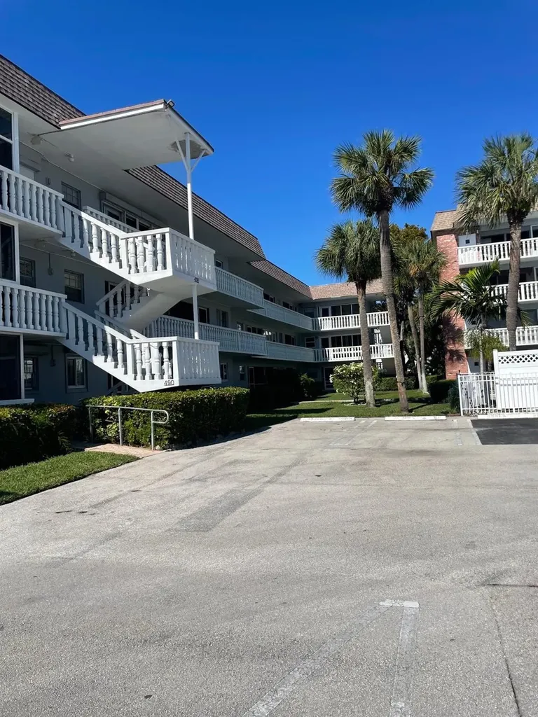 490 19th Avenue Fort Lauderdale FL 33060