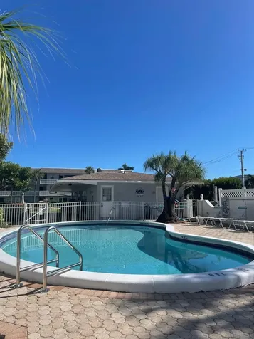 490 19th Avenue Fort Lauderdale FL 33060