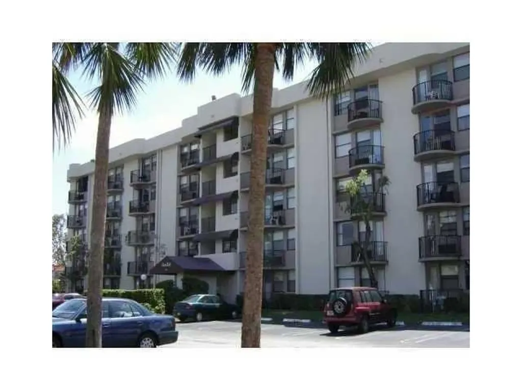 2701 Riverside Drive Coral Springs FL 33065