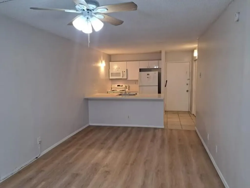 2701 Riverside Drive Coral Springs FL 33065