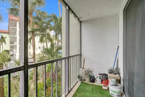 5300 NE 24th Terrace Fort Lauderdale FL 33308