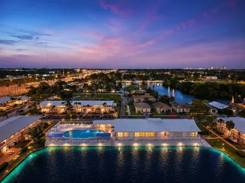 1000 SW 10th Avenue Hallandale Beach FL 33009