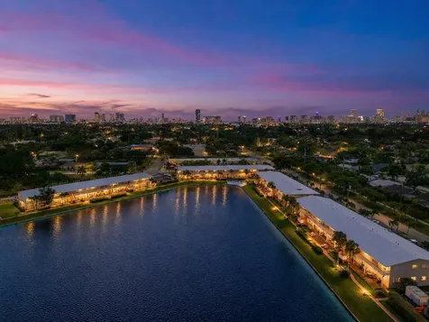 1000 SW 10th Avenue Hallandale Beach FL 33009