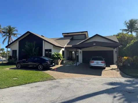 630 SE 9th Avenue Pompano Beach FL 33060