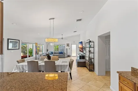 2935 NW 11th Terrace Wilton Manors FL 33311