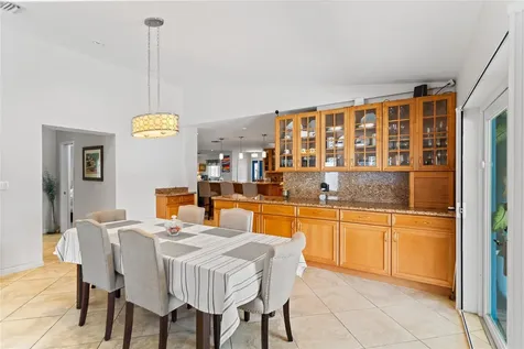 2935 NW 11th Terrace Wilton Manors FL 33311