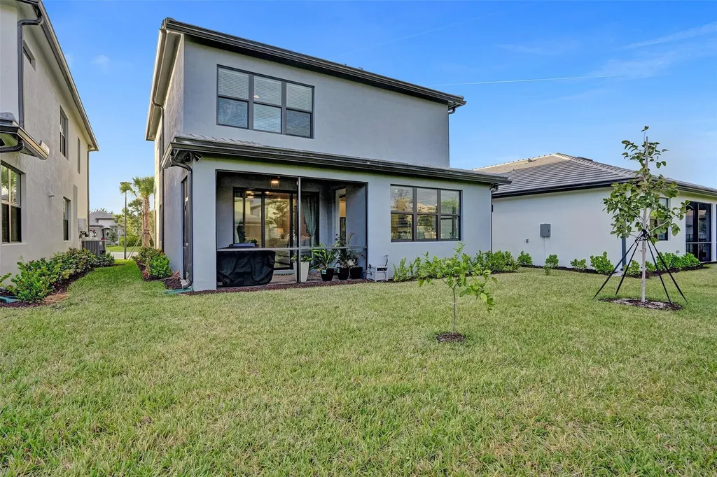 4422 S Silverwood Lane Oakland Park FL 33309