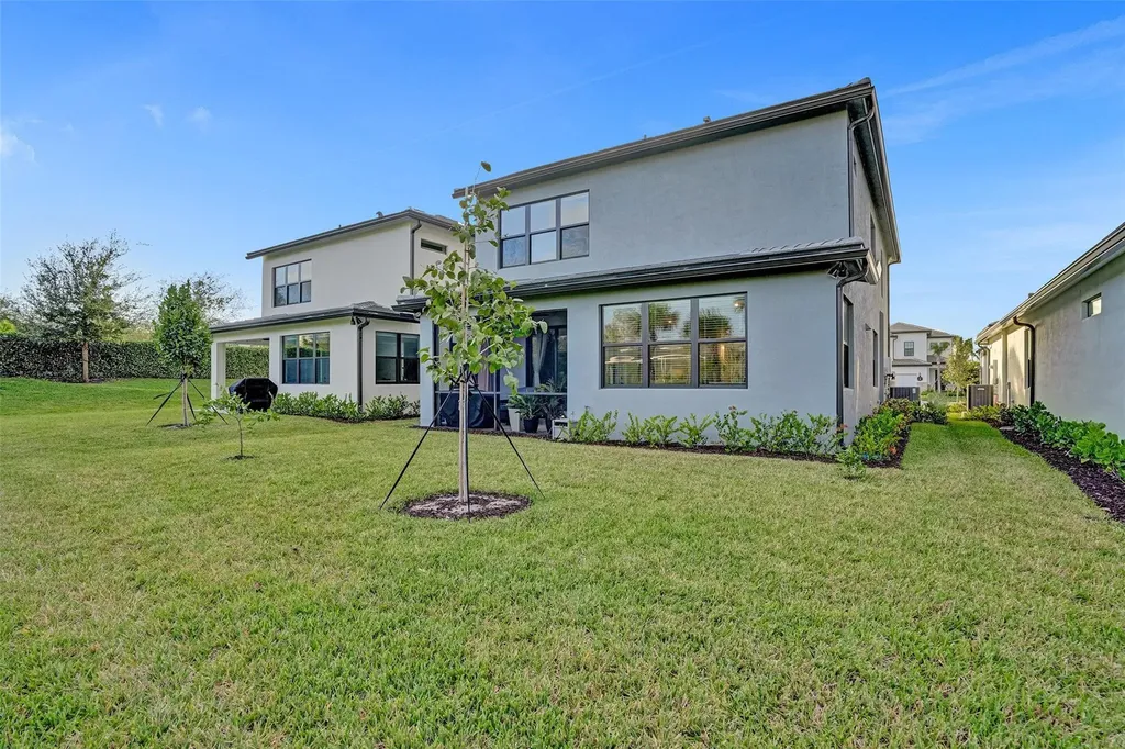 4422 S Silverwood Lane Oakland Park FL 33309