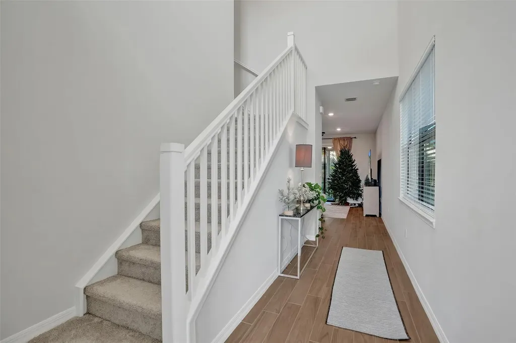 4422 S Silverwood Lane Fort Lauderdale FL 33309