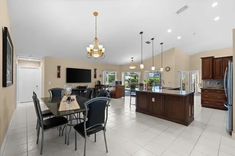 3919 NW 57th Street Coconut Creek FL 33073