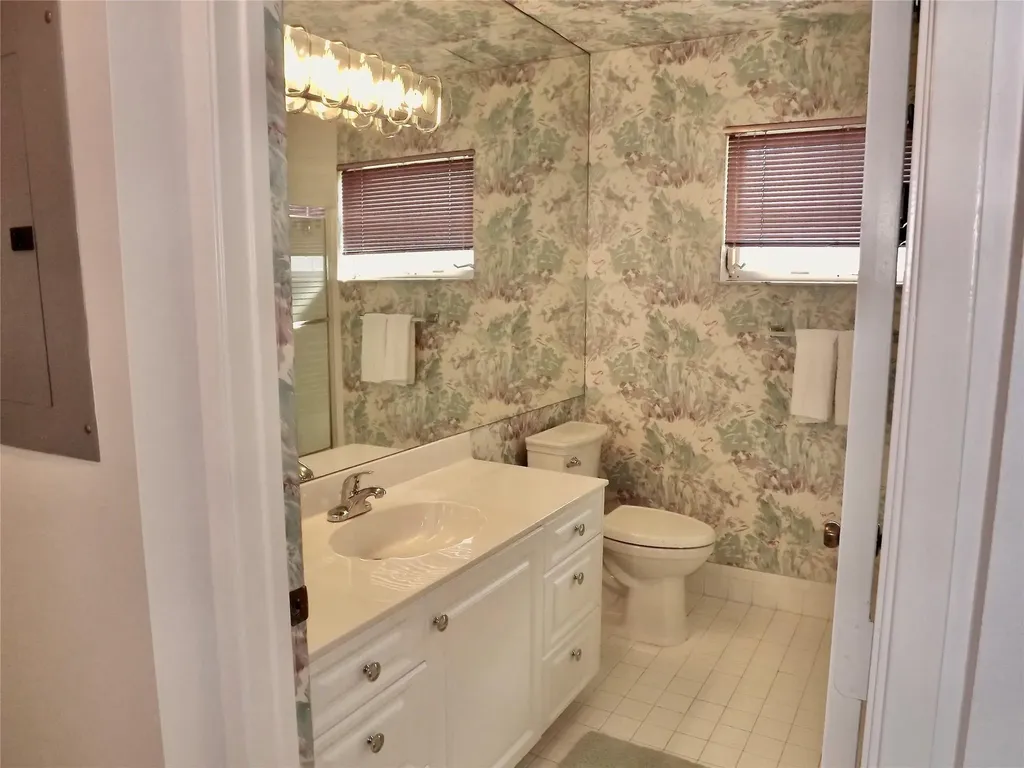 6083 Millington Way Delray Beach FL 33484