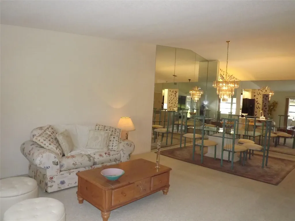 6083 Millington Way Delray Beach FL 33484
