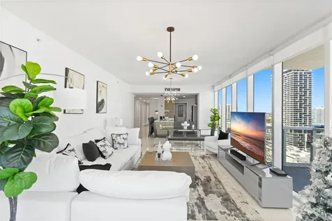600 NE 27th Street Miami FL 33137